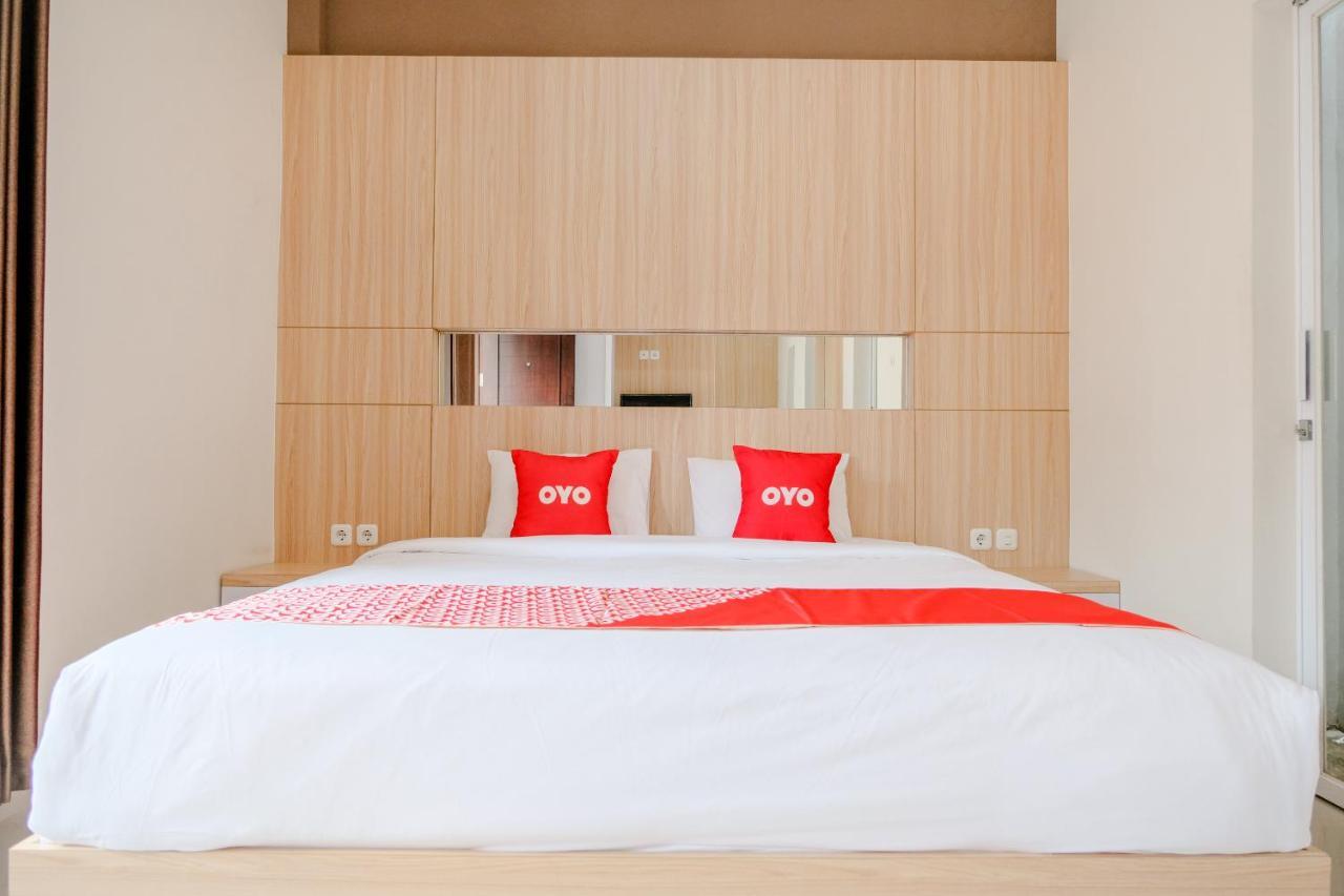 Oyo 2140 Hs Residence Tulungagung Εξωτερικό φωτογραφία